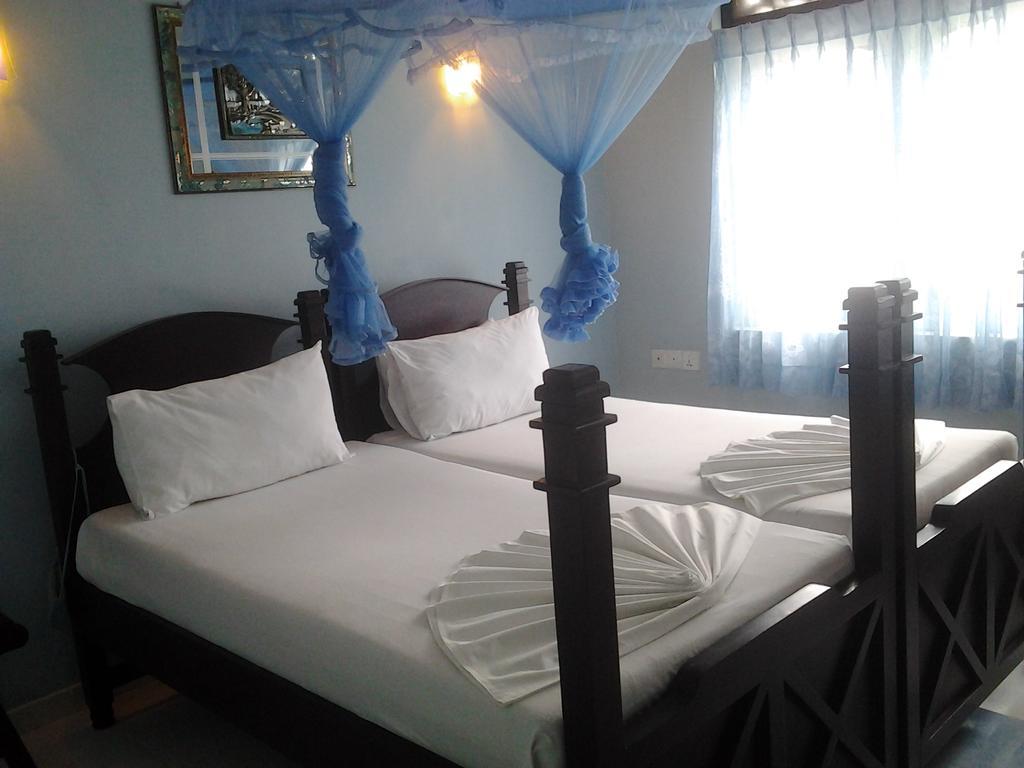La Grande Holiday Resort Негомбо Номер фото